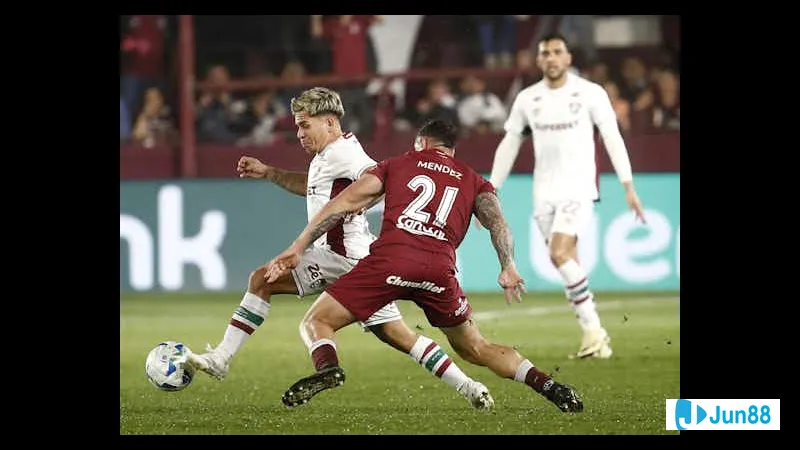 Hành động trong trận đấu giữa Fluminense và Lanus - "Fluminense" vs "Lanus" Hành động trong trận đấu giữa Fluminense và Lanus - "Fluminense" vs "Lanus"