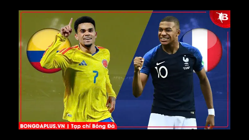 Cầu thủ Colombia và Pháp tranh chấp quả bóng trên sân cỏ